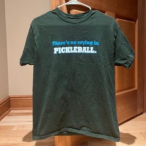 Mens Dark Green Funny T-Shirt (medium)